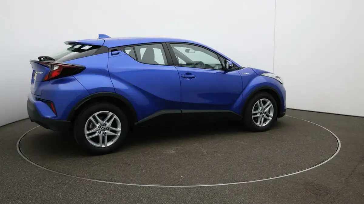 2022-toyota-c-hr-18-vvt-i-icon-big-52