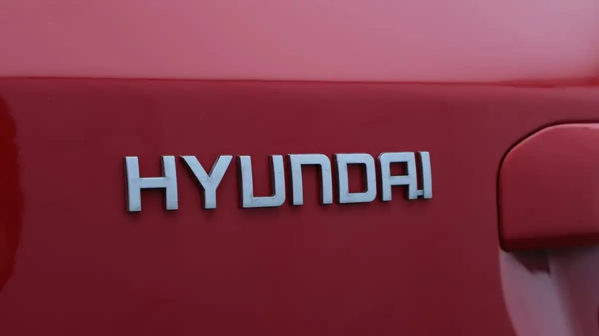 2022-hyundai-kona-e-premium-204ps-64kwh-7kw-obc-big-20