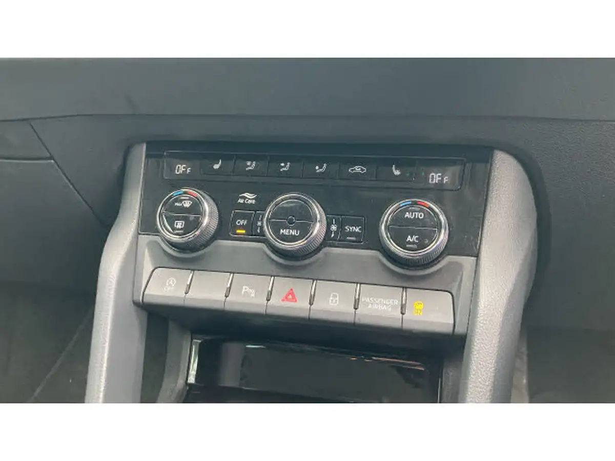 2022-skoda-karoq-15-tsi-se-l-dsg-big-12