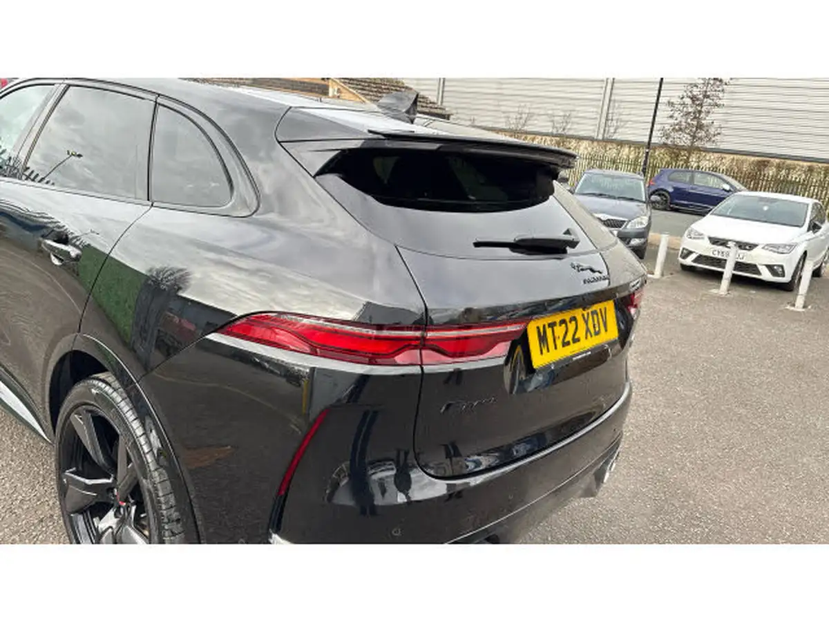 2022-jaguar-f-pace-50-v8-p550-svr-big-53