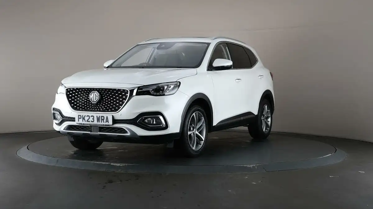 2023-mg-hs-15t-gdi-exclusive-162ps-dct-big-43