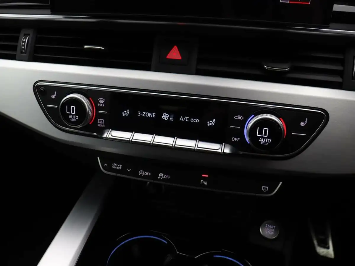 2022-audi-a4-avant-20-35-tfsi-s-line-tronic-big-20