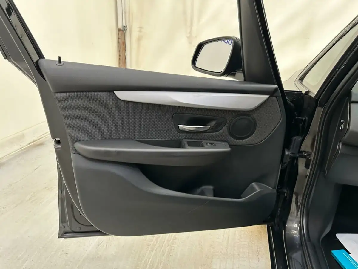 2020-bmw-2-series-15td-216d-se-gran-dct-big-27
