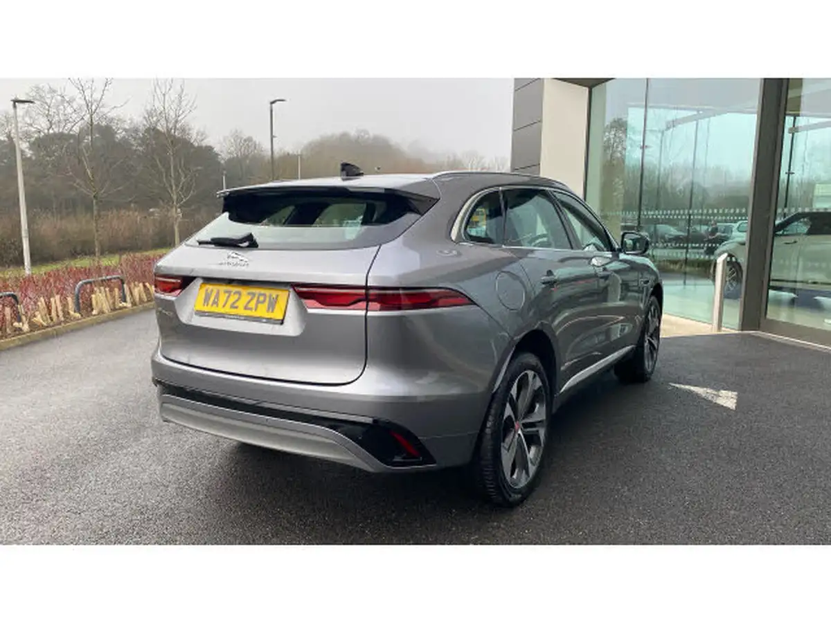 2022-jaguar-f-pace-20-d200-r-dynamic-hse-big-59