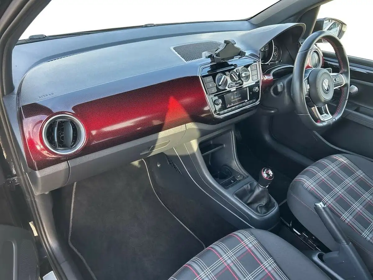 2022-volkswagen-up-10-gti-5d-big-5