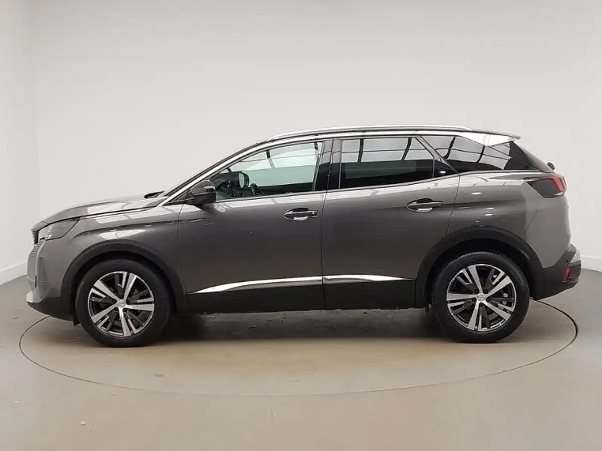 2023-peugeot-3008-suv-12-puretech-allure-premium-eat8-big-3