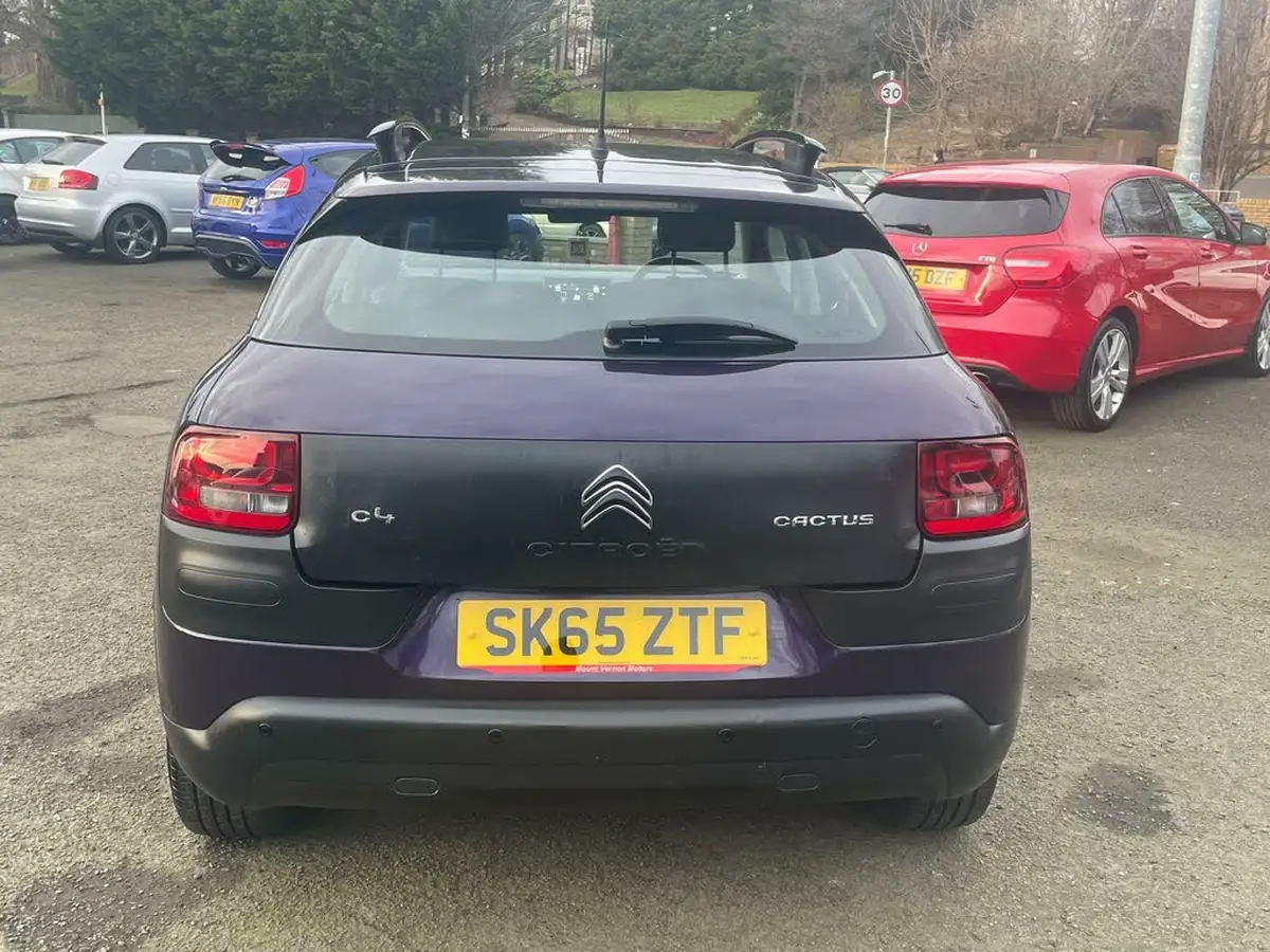 2015-citroen-c4-cactus-16bluehdi-feel-big-4