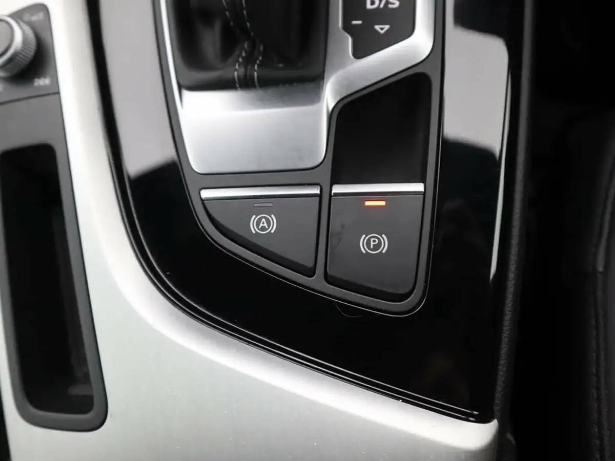 2021-audi-a5-20-35-tdi-s-line-coupe-2d-big-31