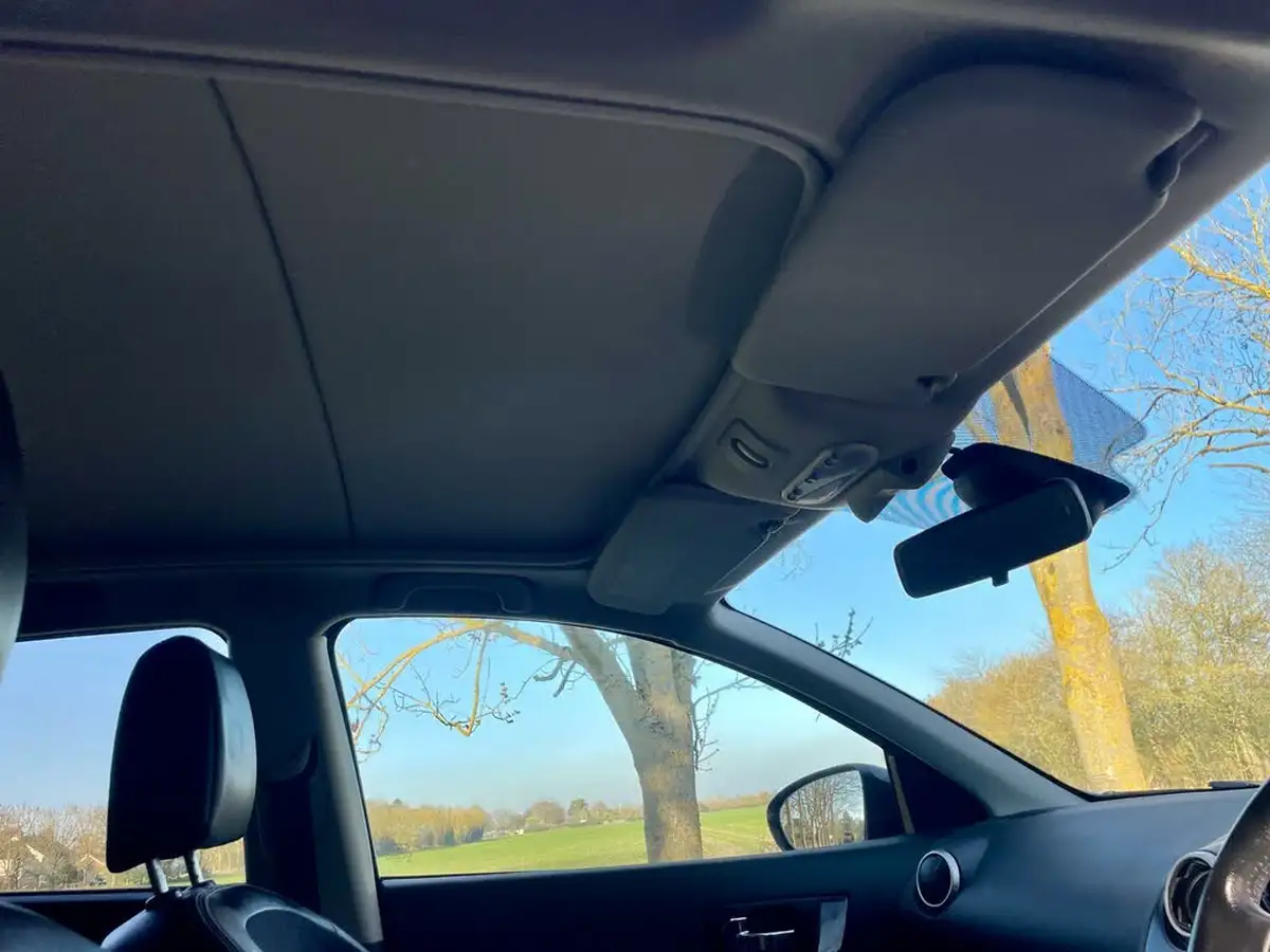 2013-nissan-qashqai-16-360-big-51