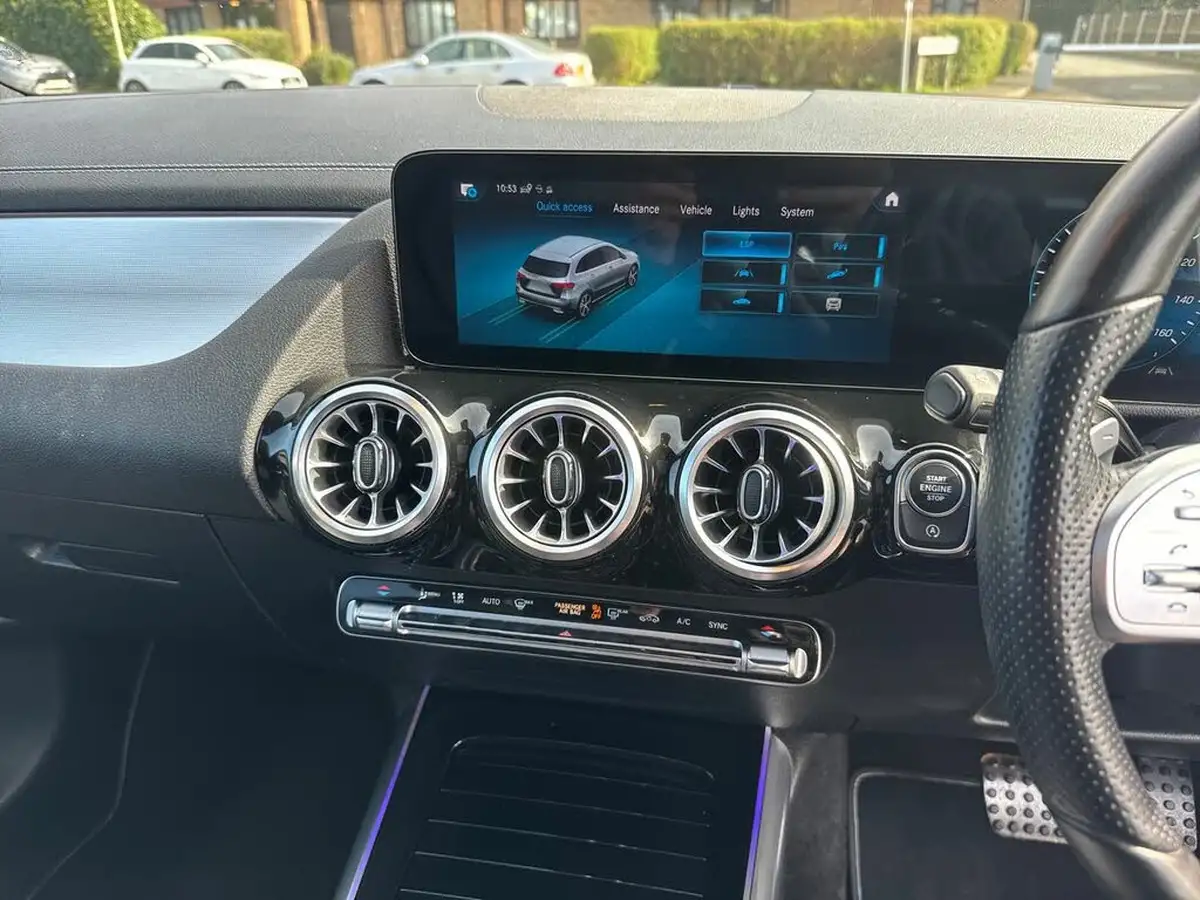 2022-mercedes-benz-b-class-13-b200-amg-line-premium-plus-edition-big-18