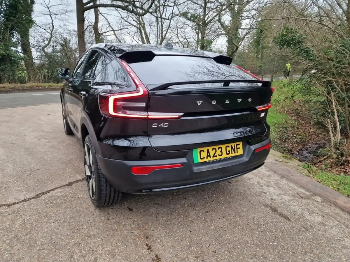 2023-volvo-c40-e-recharge-ultimate-228bhp-big-11
