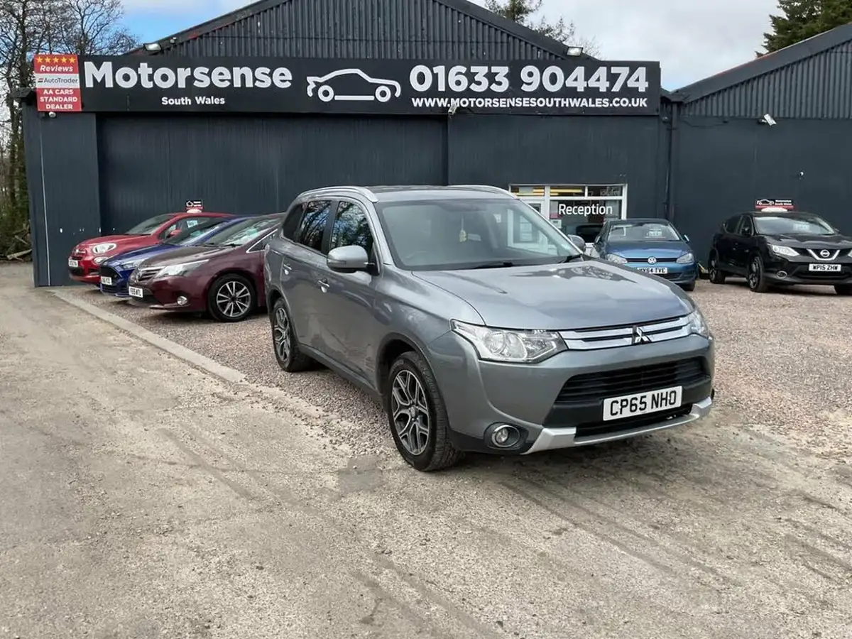 2016-mitsubishi-outlander-22di-d-gx3-leather7st-big-43