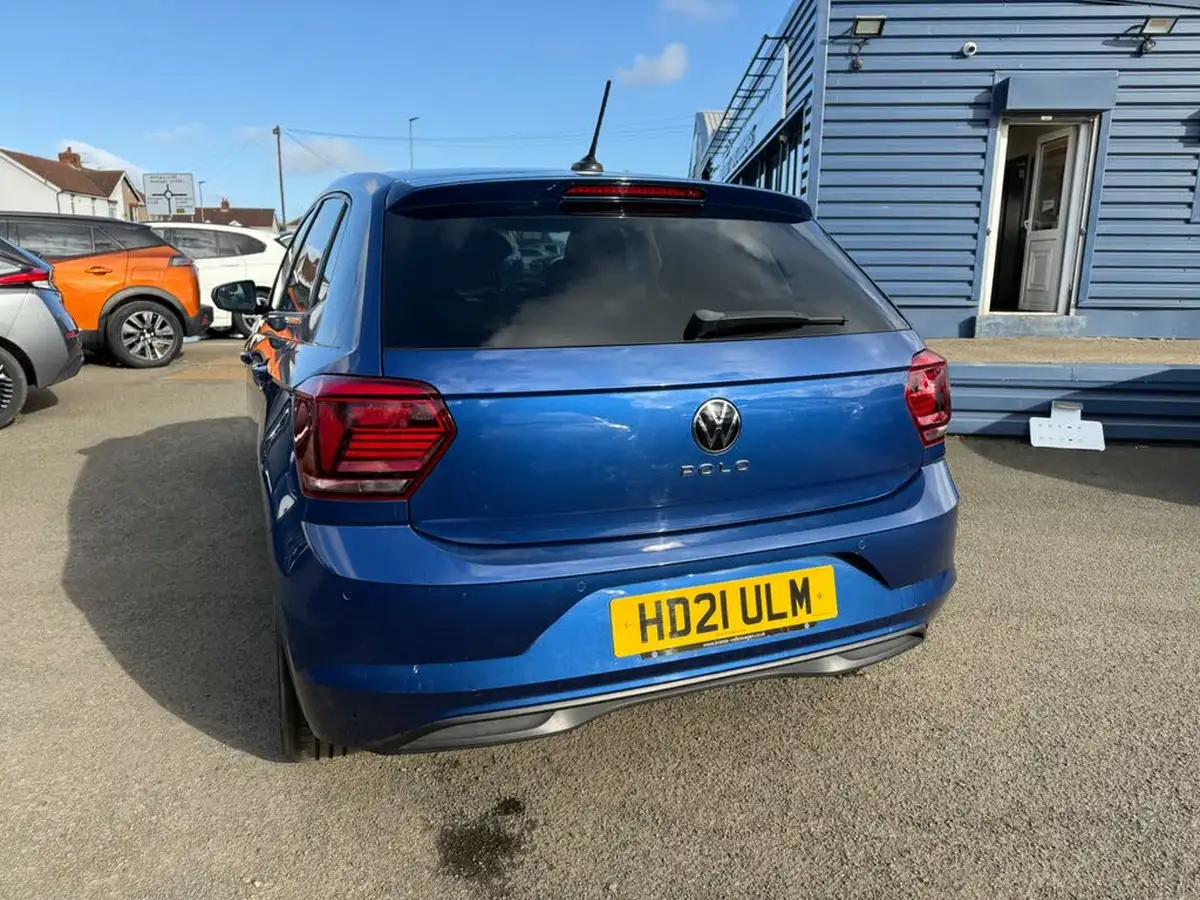 2021-volkswagen-polo-10-tsi-match-dsg-big-9