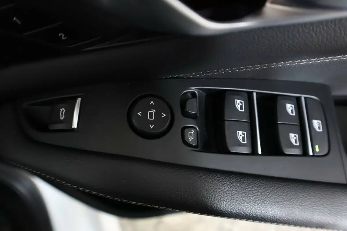 2021-bmw-x5-30-xdrive-45e-m-sport-big-30