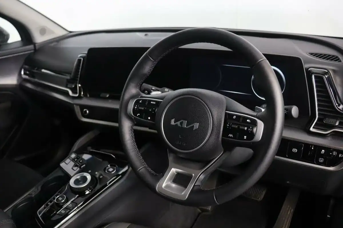2023-kia-sportage-16-t-gdi-3-226bhp-hev-auto-big-19
