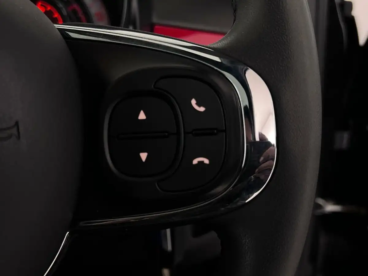 2021-fiat-500-10-red-big-19