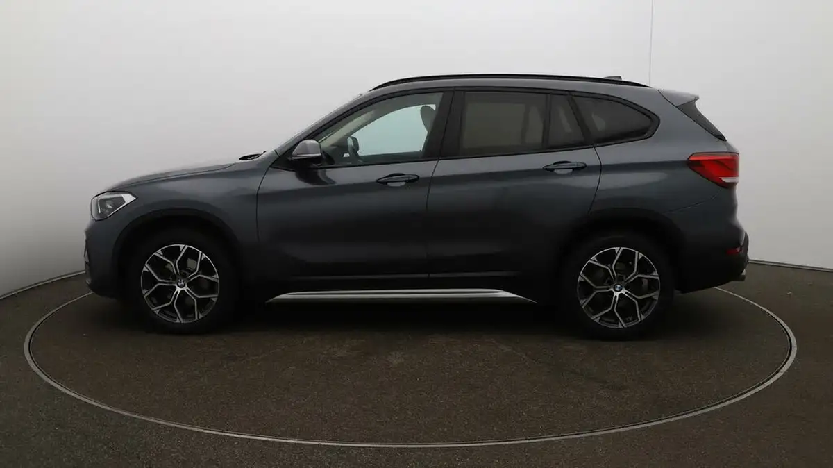 2022-bmw-x1-20td-sdrive18d-xline-sport-auto-big-61