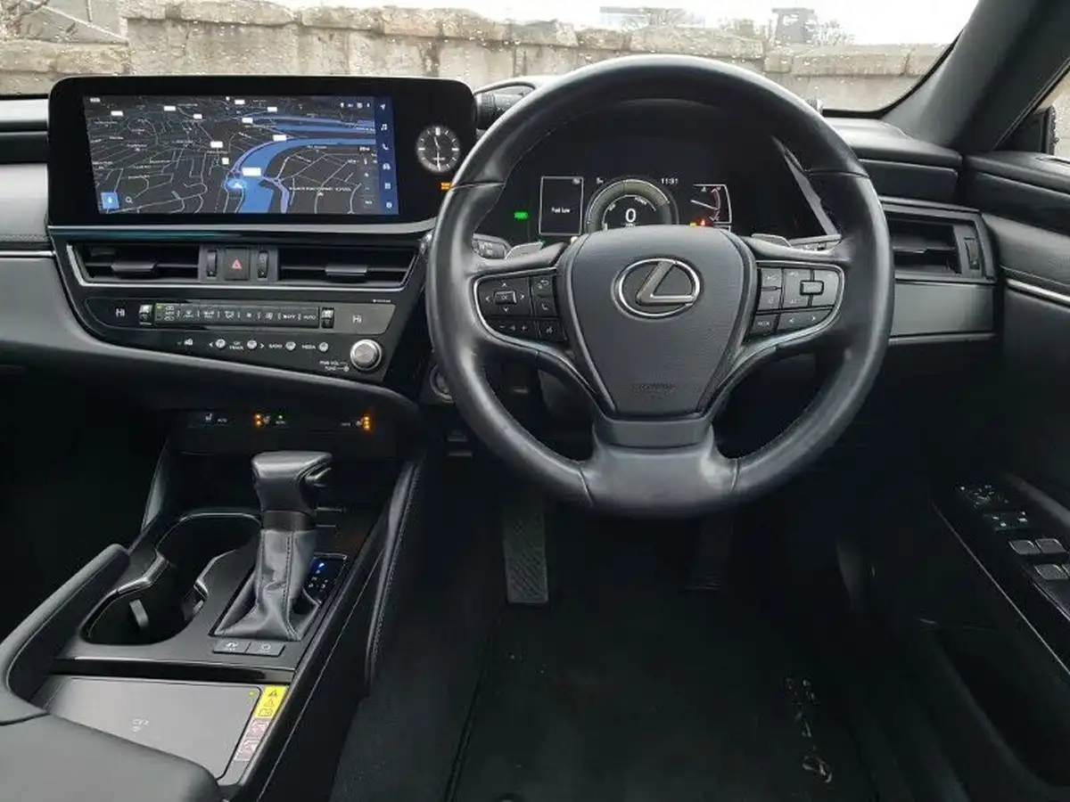 2021-lexus-es-300h-25-es-215bhp-big-6