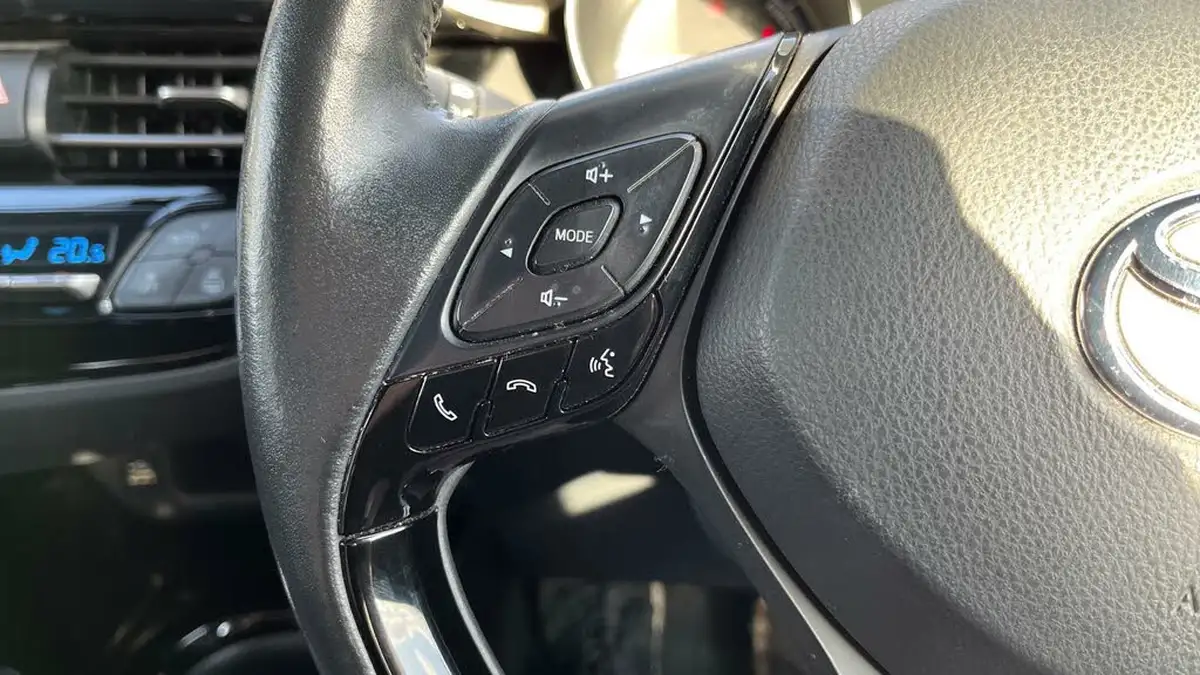 2022-toyota-c-hr-18-vvt-i-excel-big-43