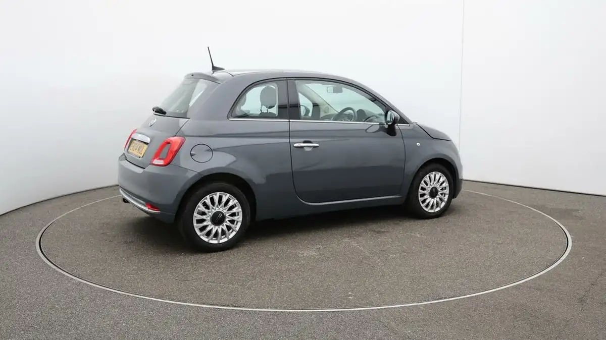 2018-fiat-500-12-lounge-big-50