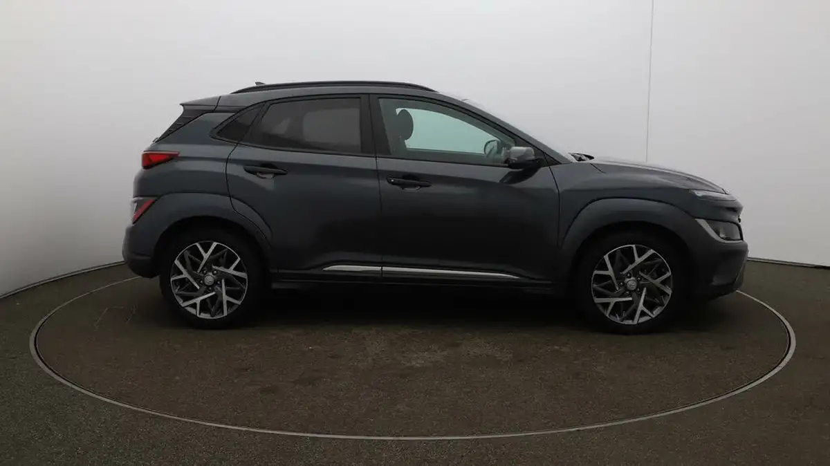2022-hyundai-kona-16-gdi-premium-big-42