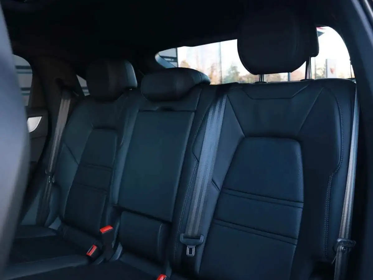 2023-porsche-cayenne-30-v6-353ps-coupe-big-30