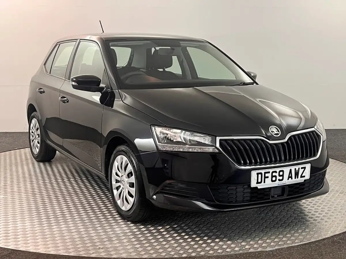 2020-skoda-fabia-10-mpi-s-hatchback-big-0