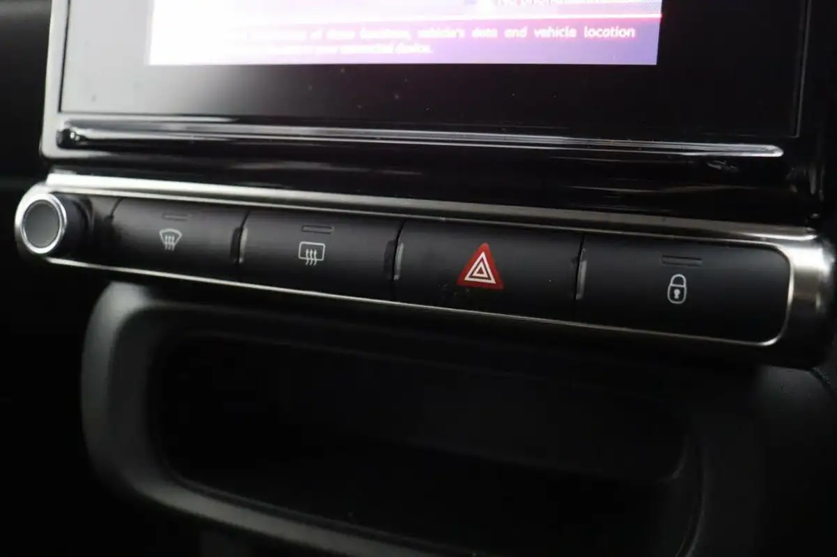 2023-citroen-c3-12-puretech-c-series-edition-83ps-ss-big-23