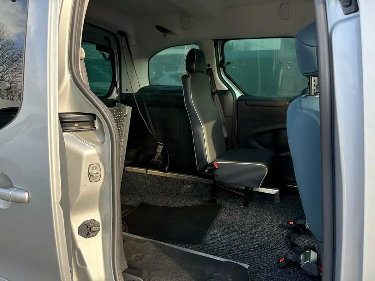 2018-citroen-berlingo-16-vti-multispace-feel-big-23