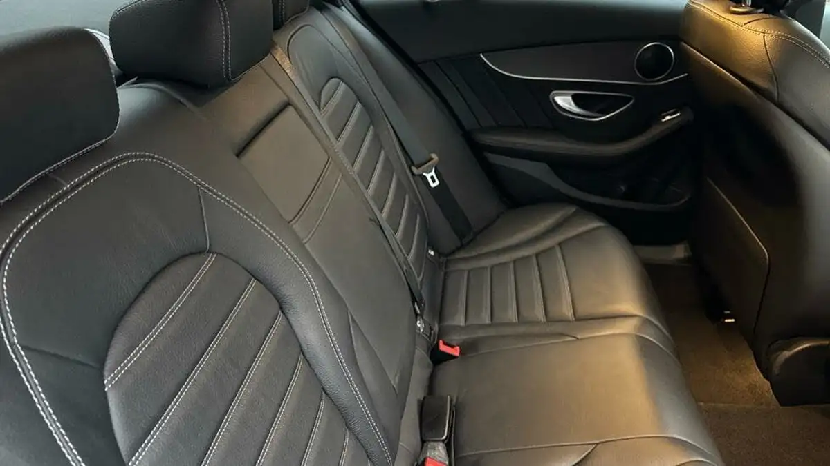 2019-mercedes-benz-c-class-20d-c300d-amg-line-245ps-premiumss-saloon-4d-big-11