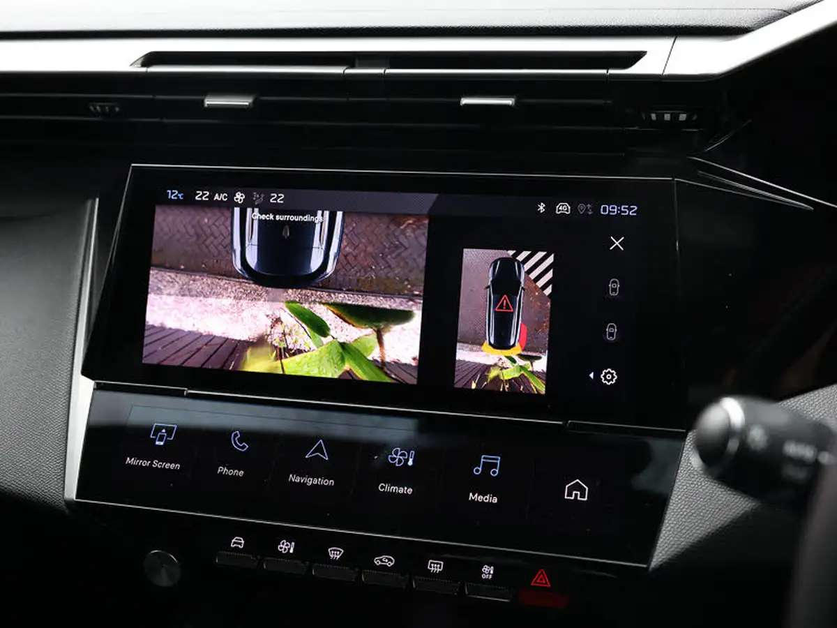 2023-peugeot-308-sw-12-puretech-allure-130ps-ss-eat8-big-14