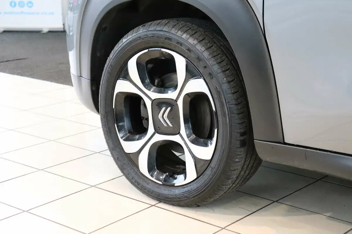 2017-citroen-c3-aircross-12-puretech-flair-110ps-ss-big-79