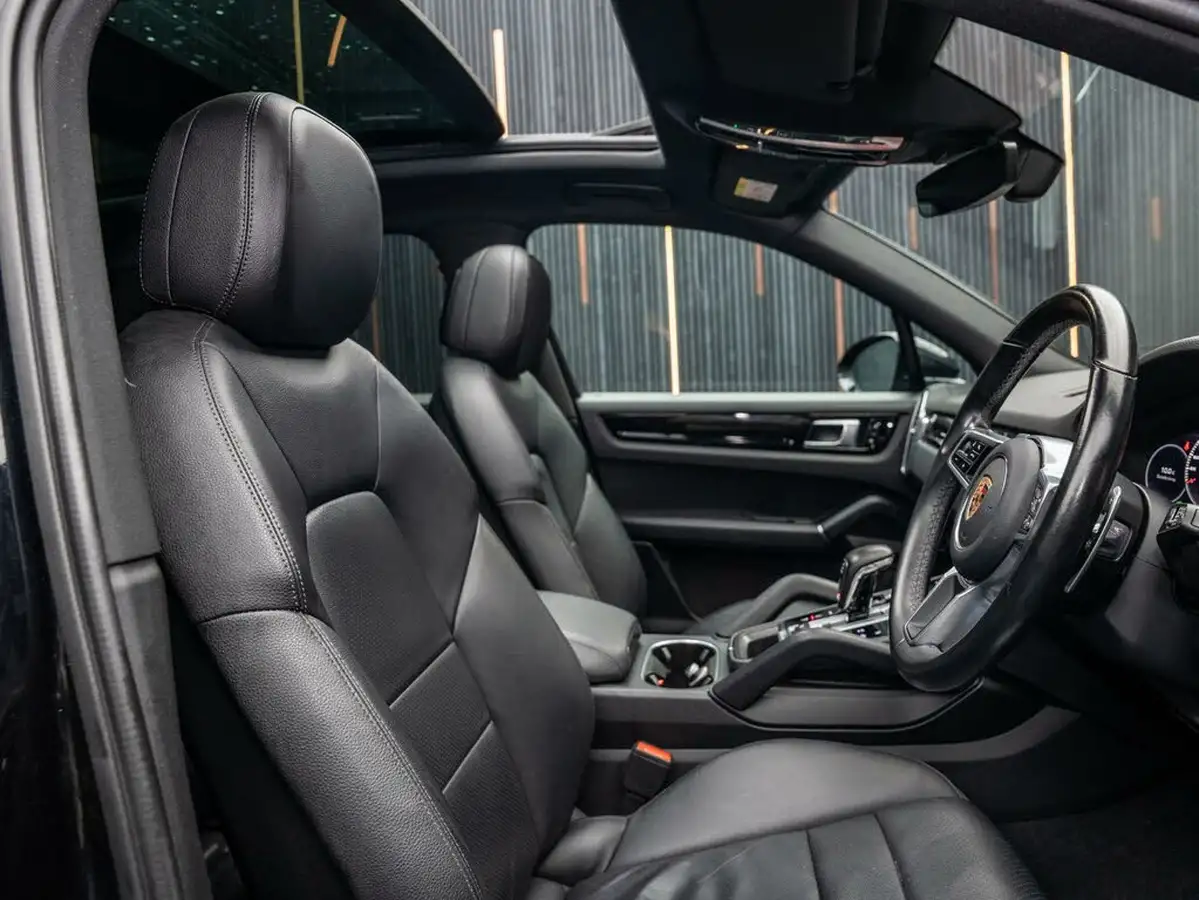 2020-porsche-cayenne-30-v6-s-big-1