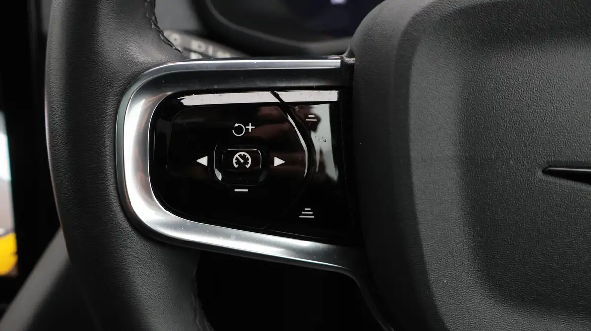 2021-polestar-polestar-2-e-ps2-165kw-standard-single-plus-hatchback-big-23