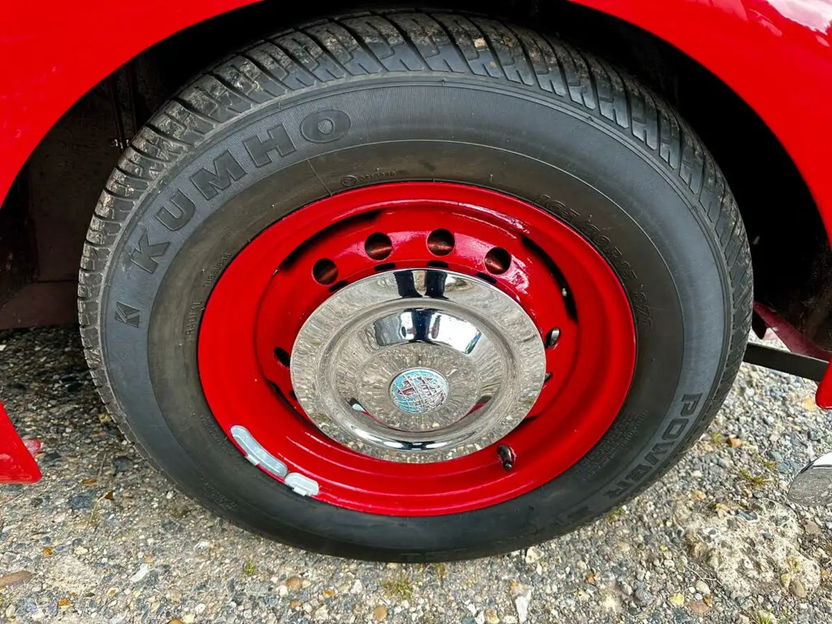 1954-triumph-tr2-20l-roadster-big-75