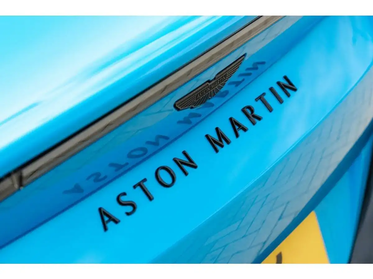 2024-aston-martin-vantage-40-v8-vantage-coupe-auto-big-22