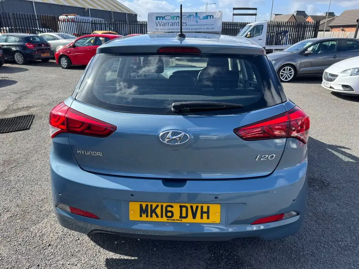 2016-hyundai-i20-12-se-hatchback-5d-big-3