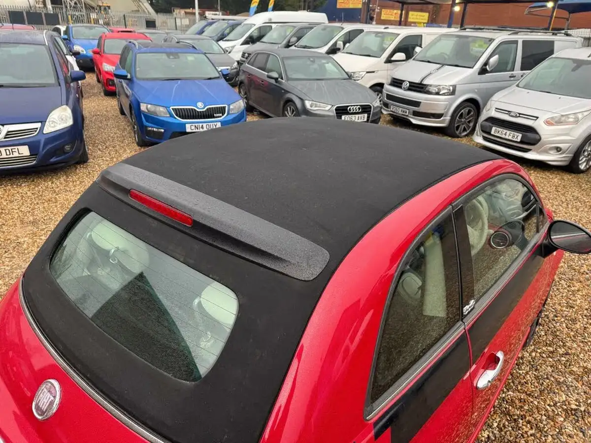 2010-fiat-500c-12-lounge-big-68
