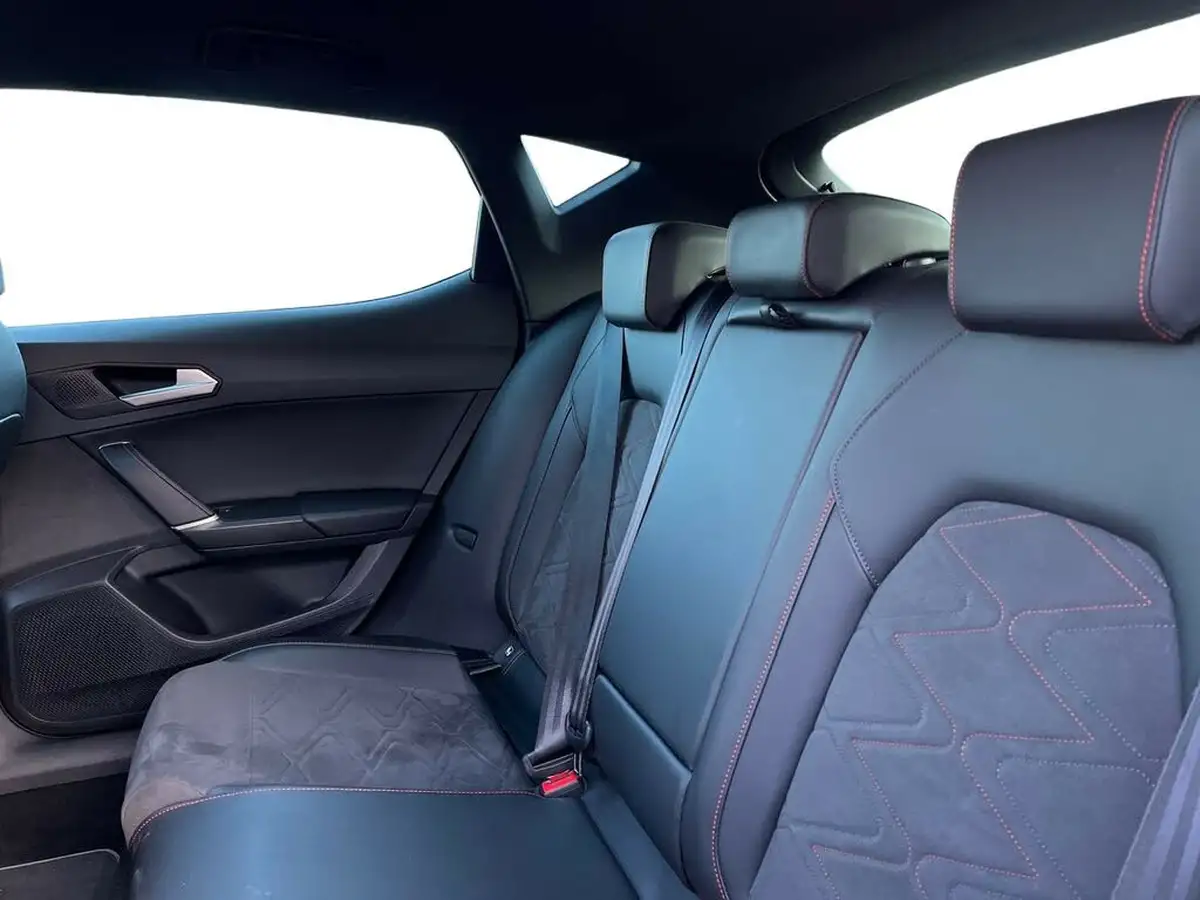 2021-seat-leon-15-tsi-evo-fr-sport-150ps-hatchback-big-8