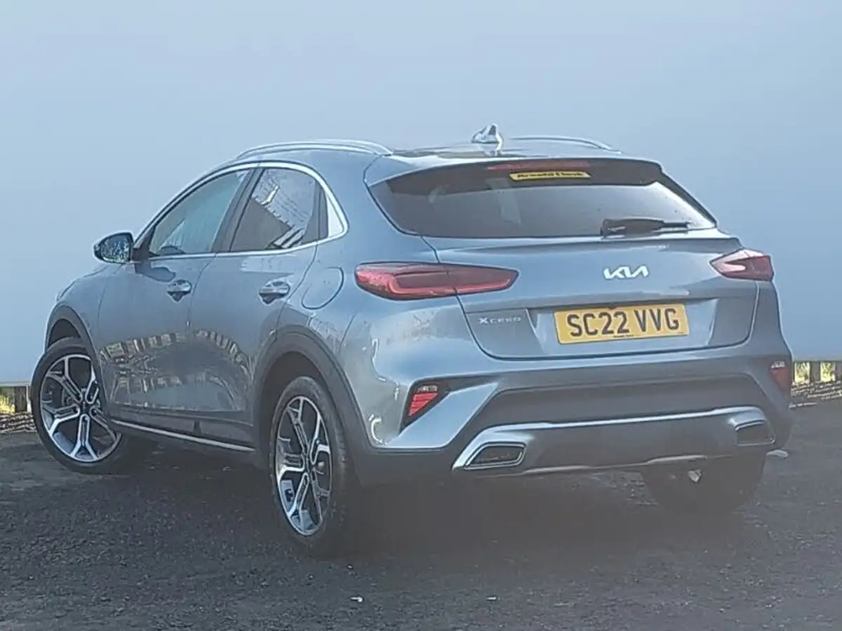 2022-kia-xceed-10-t-gdi-connect-big-1