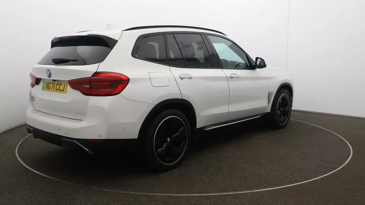 2021-bmw-ix3-e-premier-edition-big-50