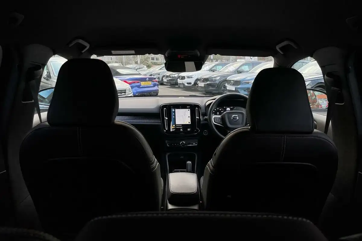 2021-volvo-xc40-15-t4-r-design-208bhp-big-20