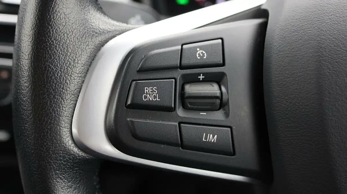 2019-bmw-2-series-15-218i-sport-138bhp-active-tourer-5d-big-21