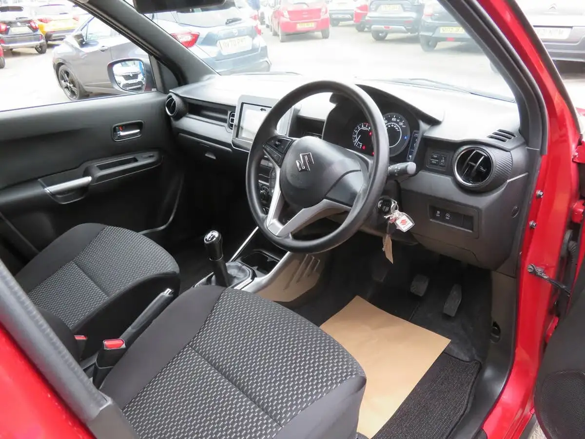 2023-suzuki-ignis-12-dualjet-sz-t-big-13