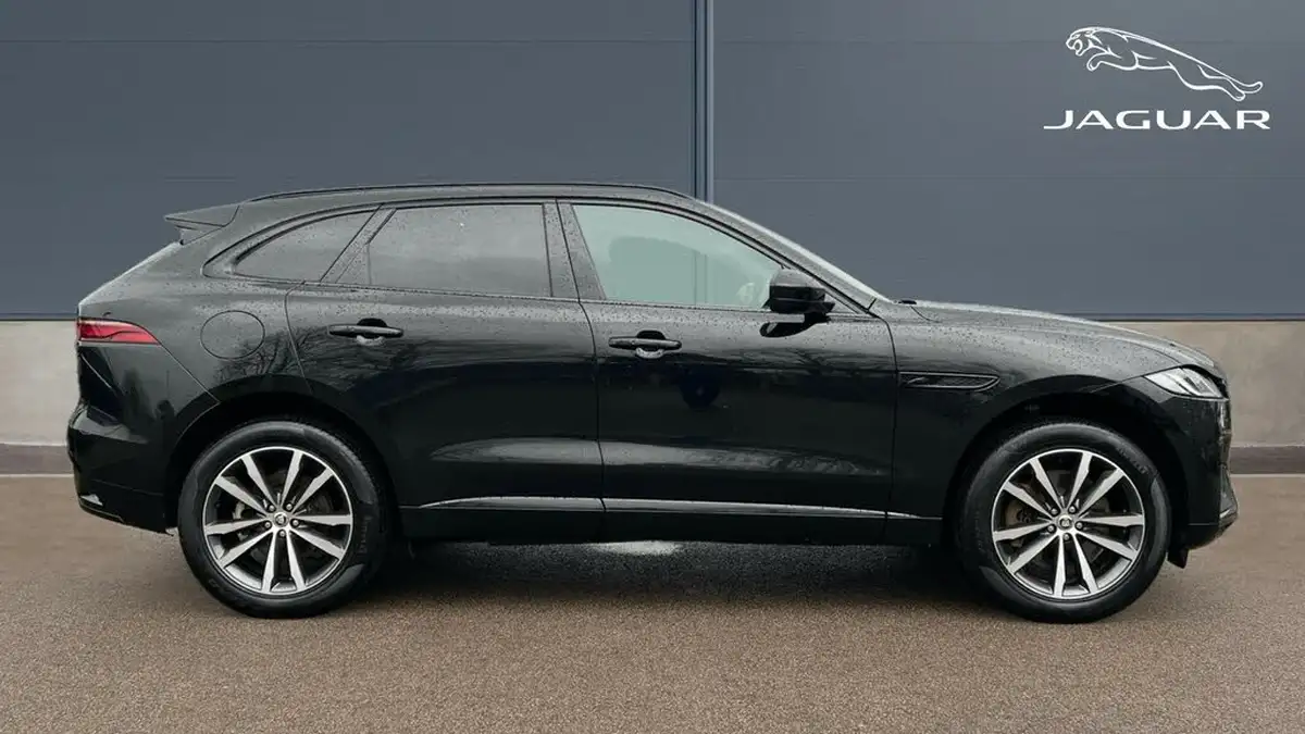 2023-jaguar-f-pace-20-p250-r-dynamic-se-black-big-4