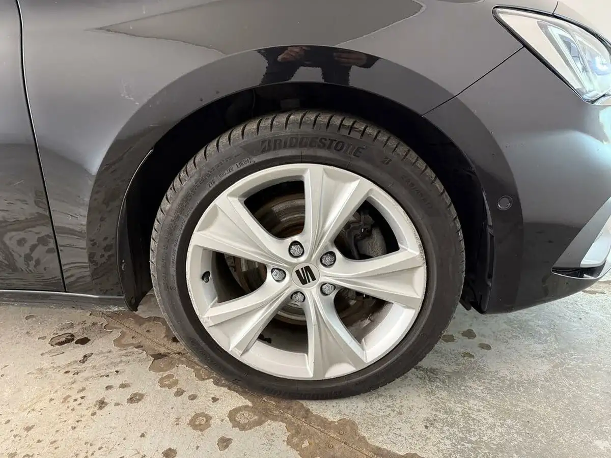 2021-seat-leon-14-e-hybrid-fr-estate-big-40