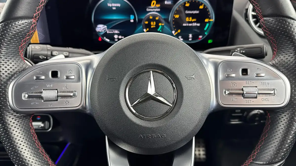 2021-mercedes-benz-gla-class-20d-gla-200d-amg-line-premium-big-20
