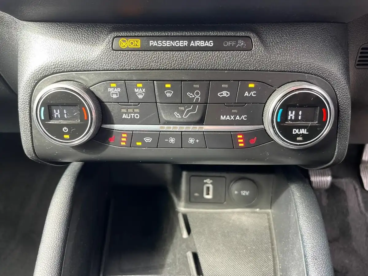 2021-ford-focus-10t-titanium-edition-125ps-hybrid-mhev-hatchback-big-25