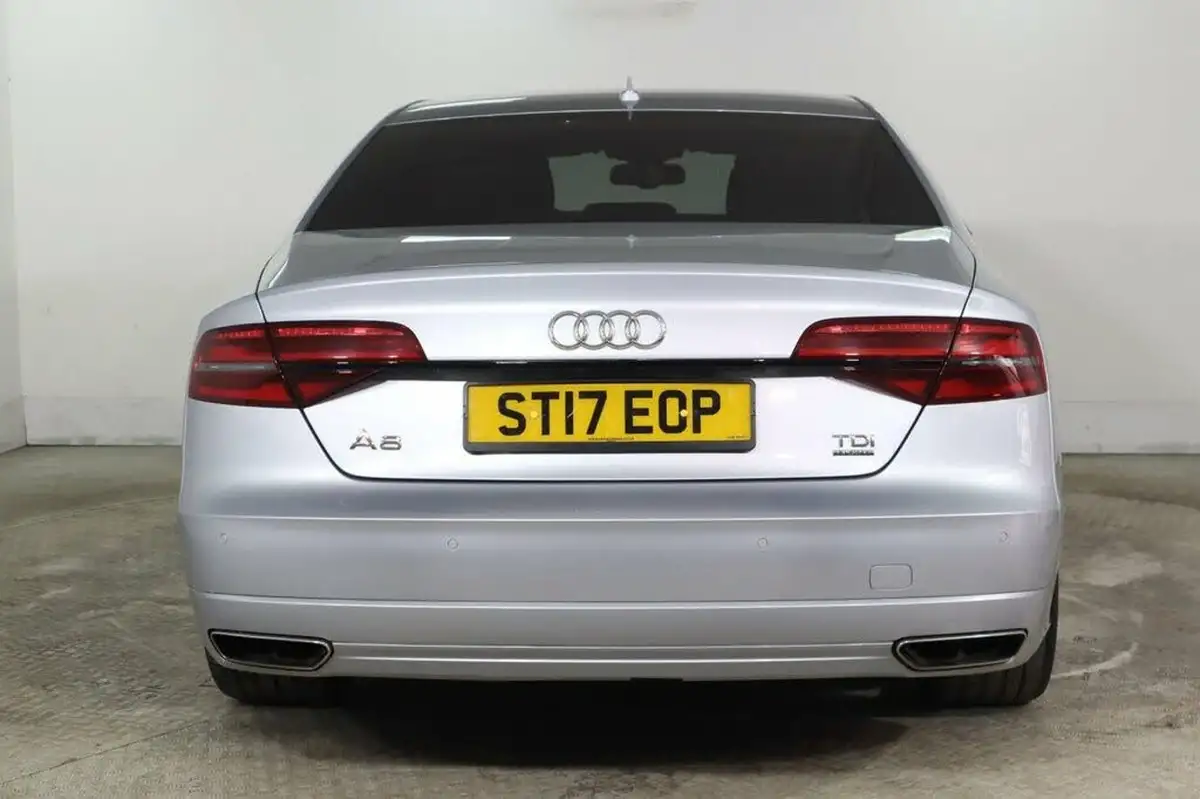 2017-audi-a8-30tdi-quattro-black-edition-big-4