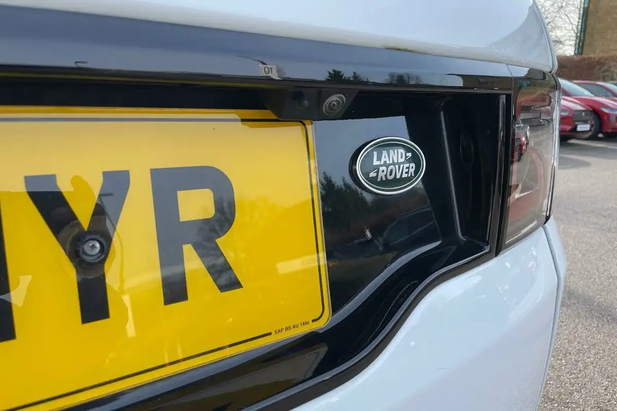 2021-land-rover-discovery-sport-20-d200-r-dynamic-se-big-48